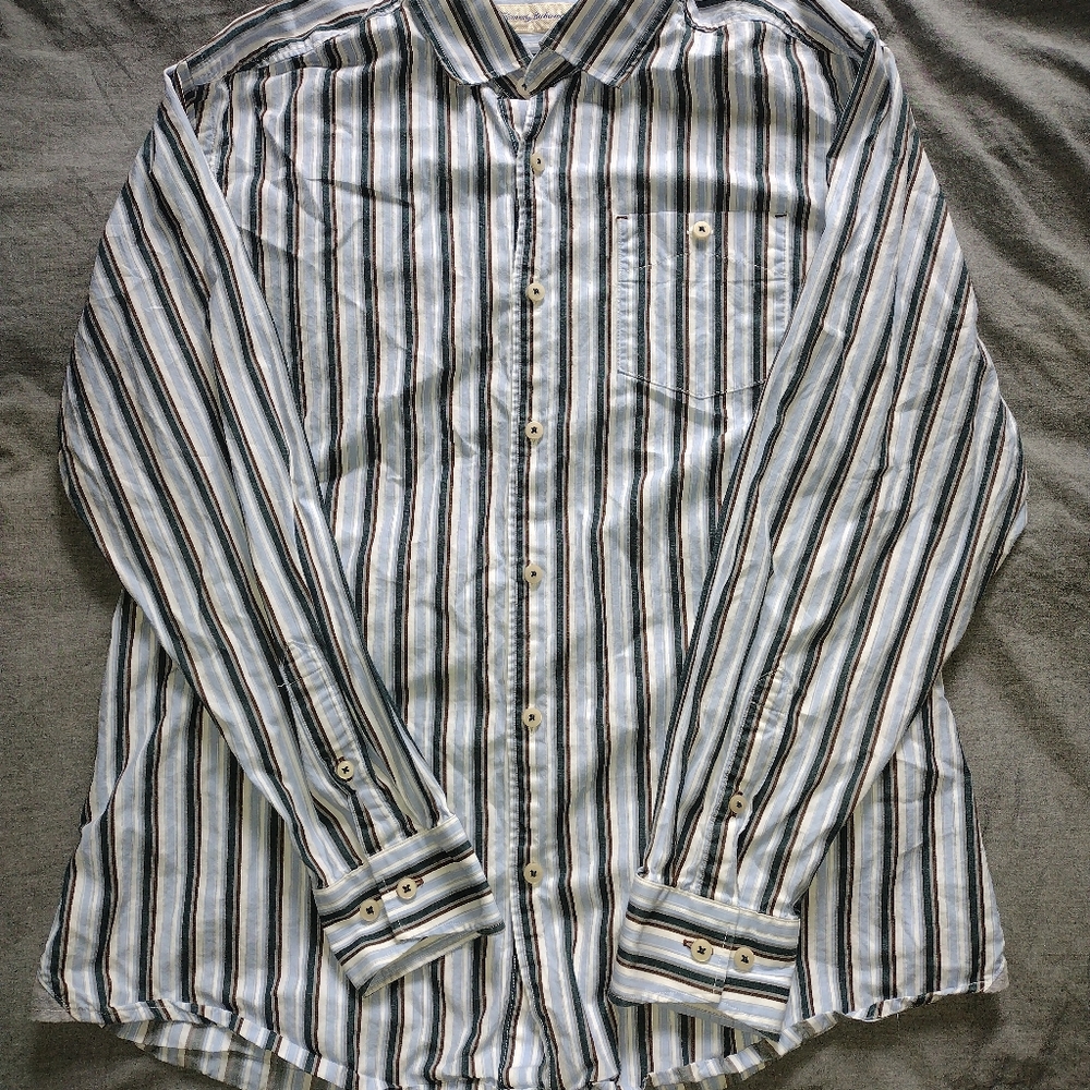 Mens multicolored striped Tommy Bahama long sleeve button up shirt size medium